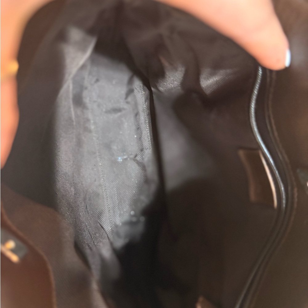 Gucci Tan and Brown Monogram Shoulder Bag - Picture 7 of 16